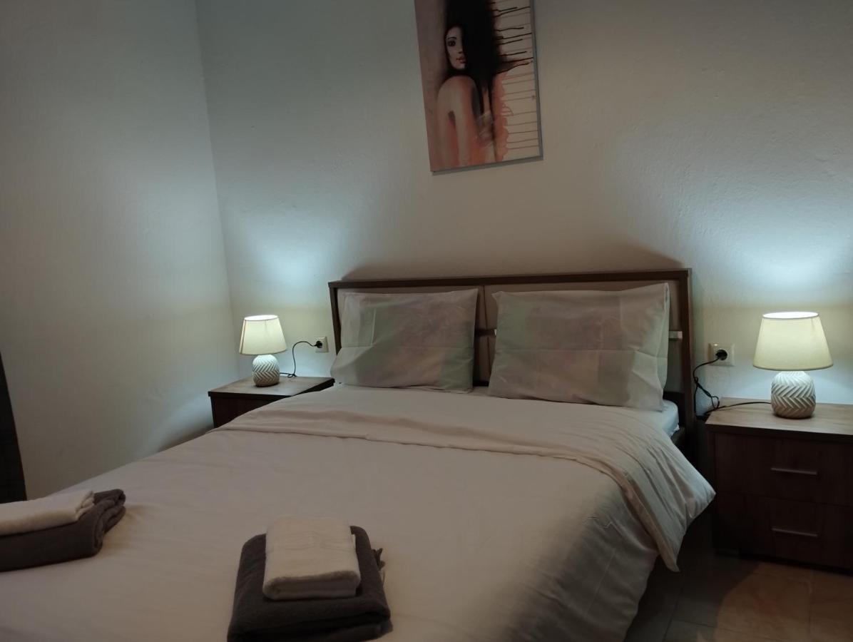 Tsantilis Down Town Apartment Kavala Bagian luar foto
