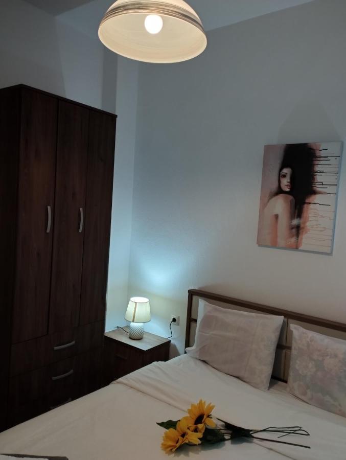 Tsantilis Down Town Apartment Kavala Bagian luar foto